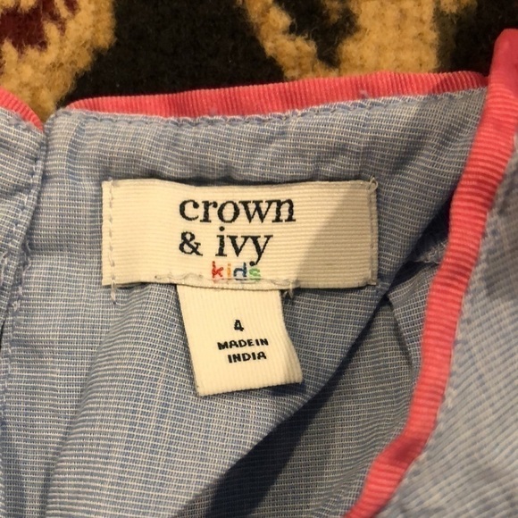 5/$10 Crown & Ivy size 4 denim top with pink flamingos and ribbons - Picture 3 of 8